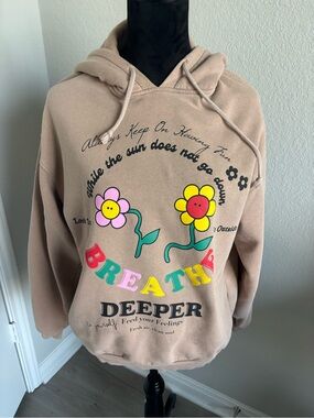 Bershka Breath Deeper Graphic Tab Hoodie Sweatshirt Size Small